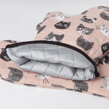 Load image into Gallery viewer, Cats Meow Oven Mitt